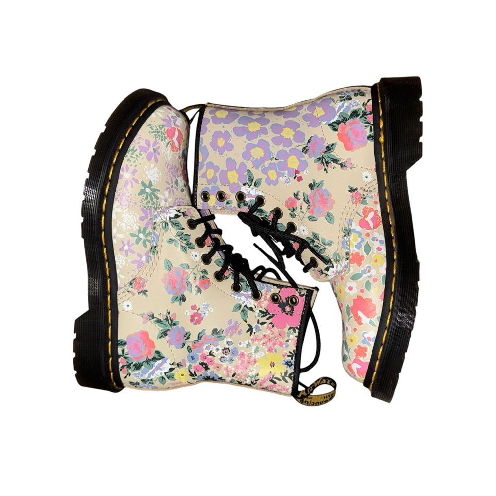 NWOB Doc Marten’s Pascal 1460 Floral Lace-Up Boots - Picture 4 of 5